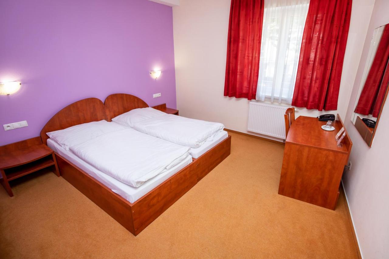Hotel Boss Zilina Exterior photo