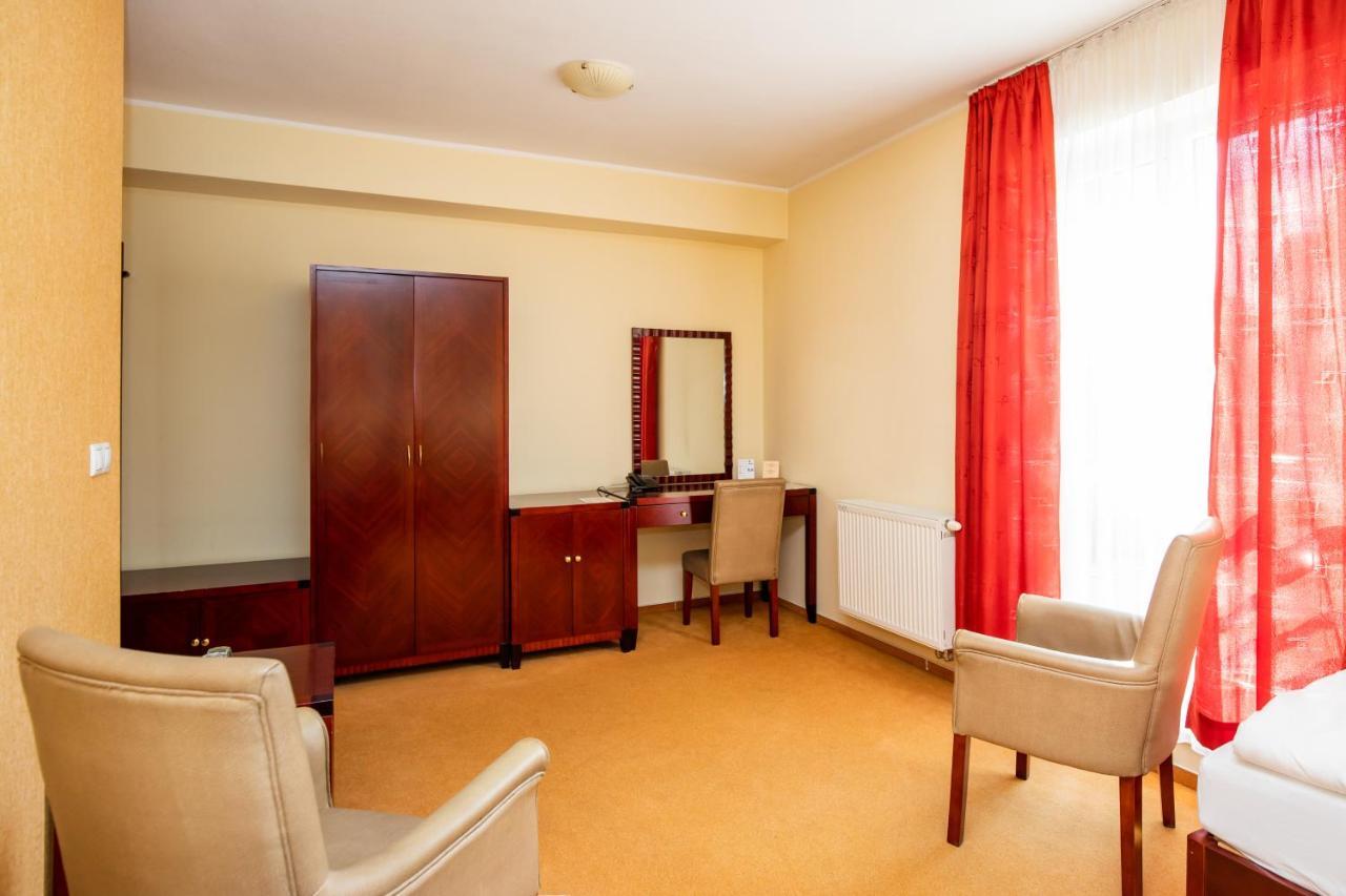 Hotel Boss Zilina Exterior photo