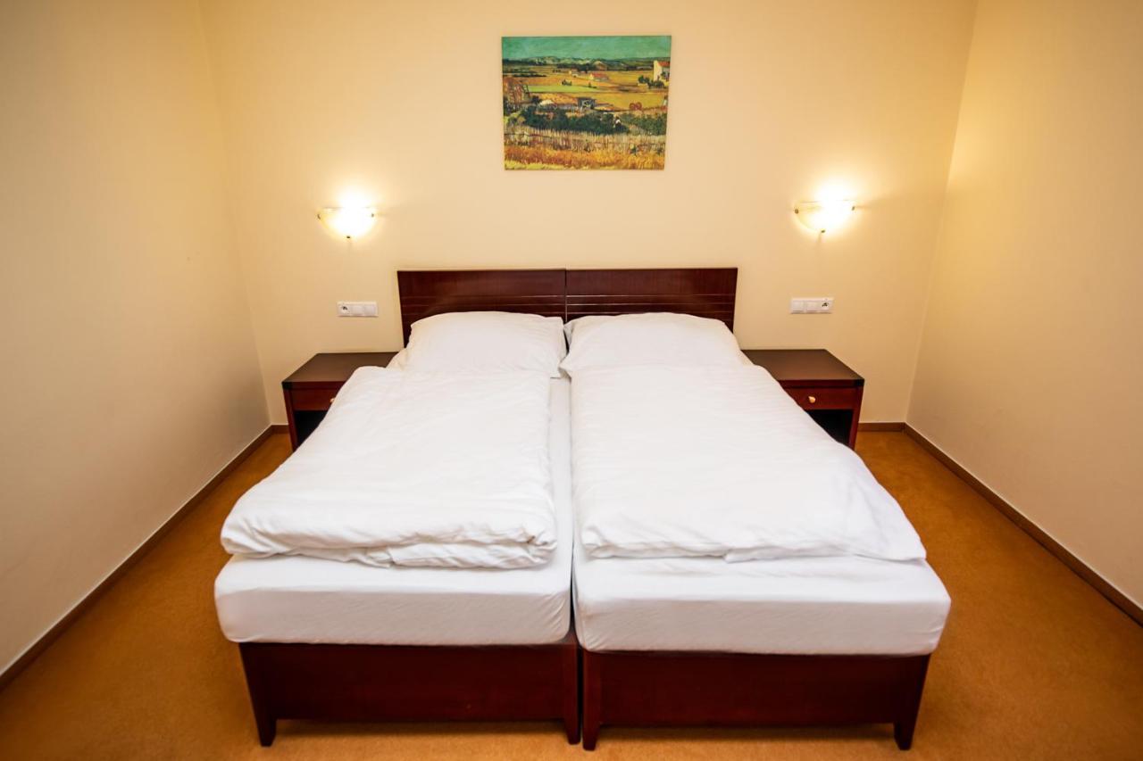 Hotel Boss Zilina Exterior photo