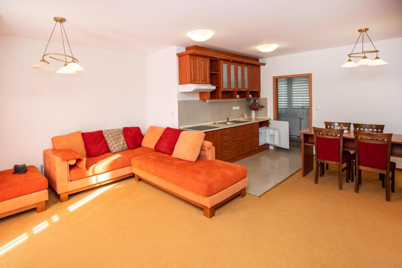 Hotel Boss Zilina Exterior photo